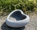 Stone and Style Pflanzschale Herz Grau Frostfest Bild 3