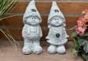 Stone and Style Gartenfigur Frostfeste Steinfiguren 2er-Set Wichtel Grau Bild 1