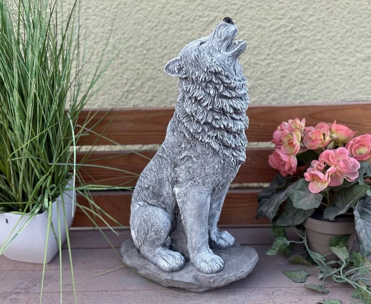 Stone and Style Wolfsfigur Steinguss 41 cm