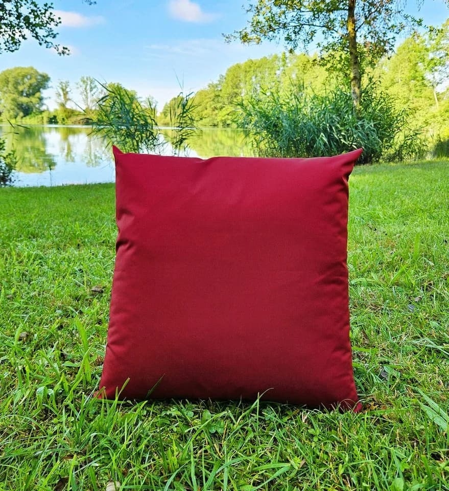 JACK Dekokissen 45x45cm Outdoor Lounge Kissen Burgund