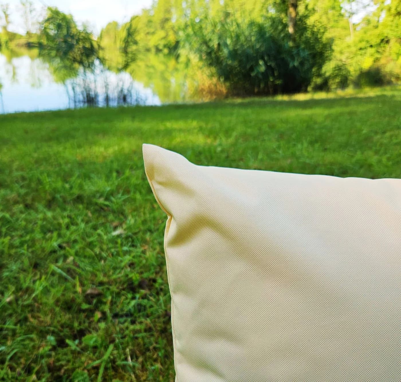 JACK Dekokissen 60x60cm Outdoor Lounge Kissen Beige mit XXL Füllung - Bild 5