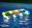 Summer Waves Aqua Glow LED Luftmatratze mit Bierpong Bild 2