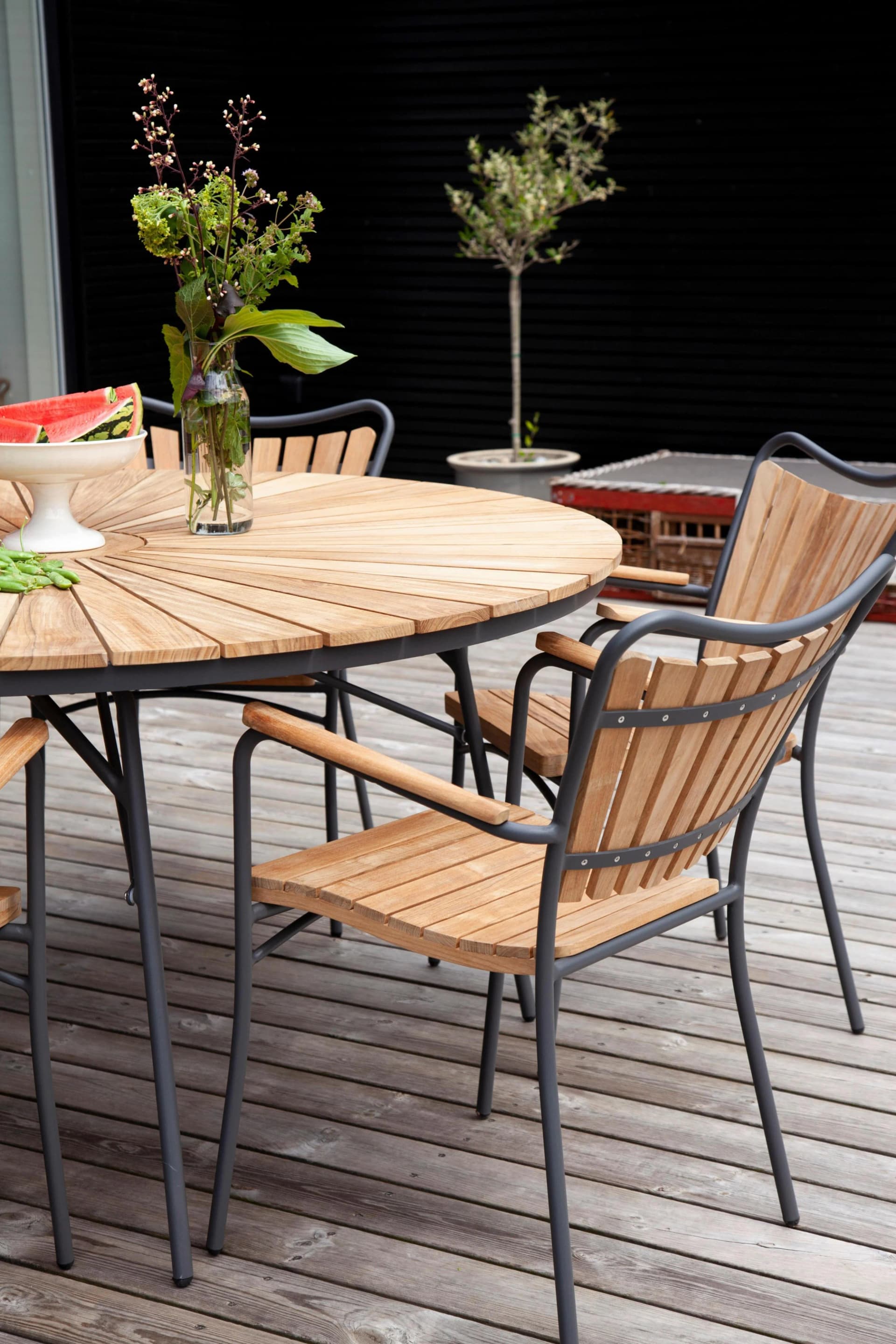 Cinas Gartenstuhl Ellen - Retro Design Teakholz Aluminium Anthrazit