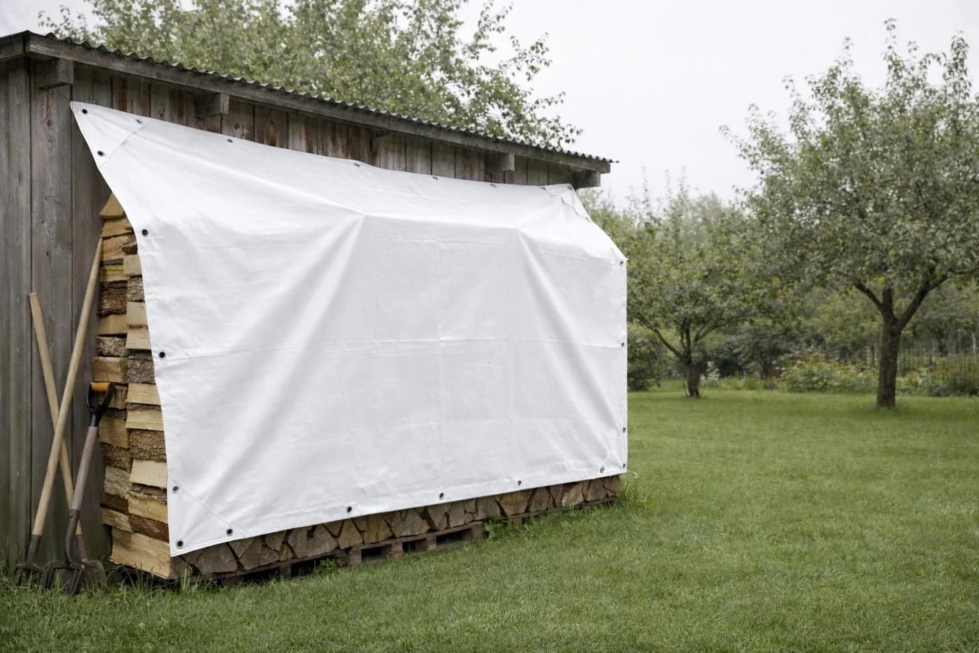 Roysson Garden Schutzplane 160 g/m² Gewebeplane mit Ösen, wasserdicht, frostbeständig, UV-beständig