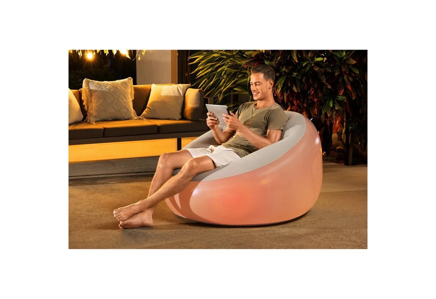Bestway LED-Luftsessel Inflate-A-Chair mit 7 Farbwechseln