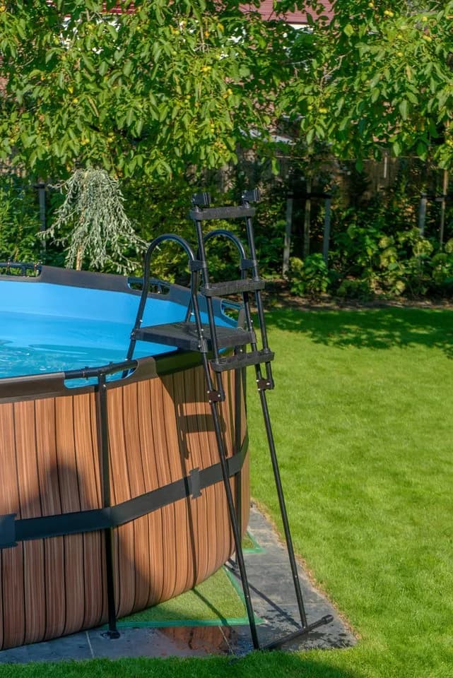 EXIT Poolleiter Schwarz für Rahmenhöhen 108-122 cm mit Anti-Rutsch-Sprossen