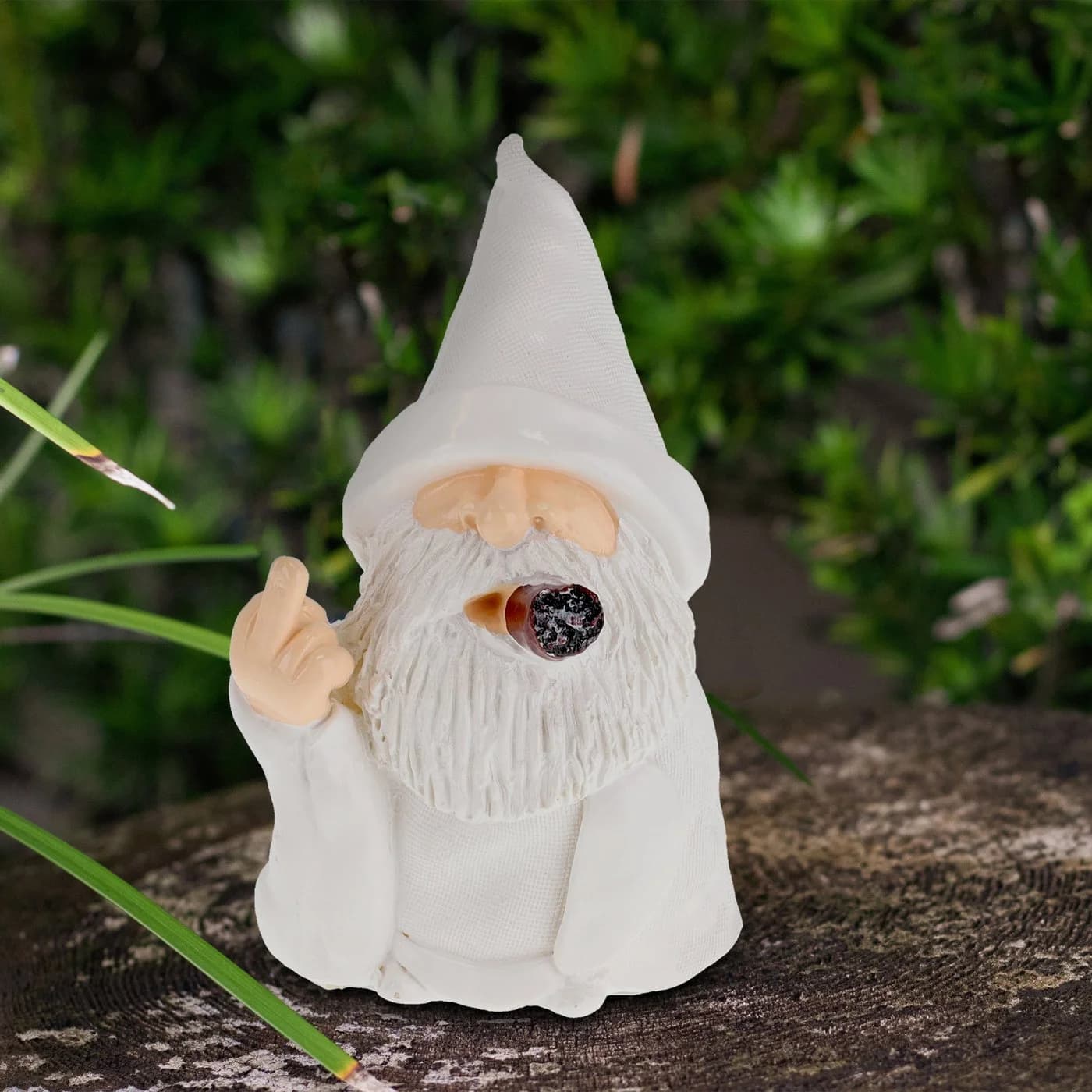 relaxdays Gartenzwerg Weiß mit Mittelfinger und Zigarre