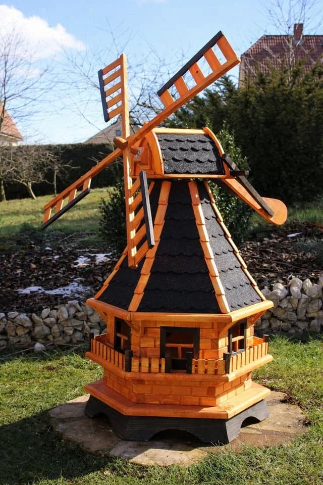 Holzdekoladen Deko-Windrad 1,30 m XL Windmühle mit Solarbeleuchtung