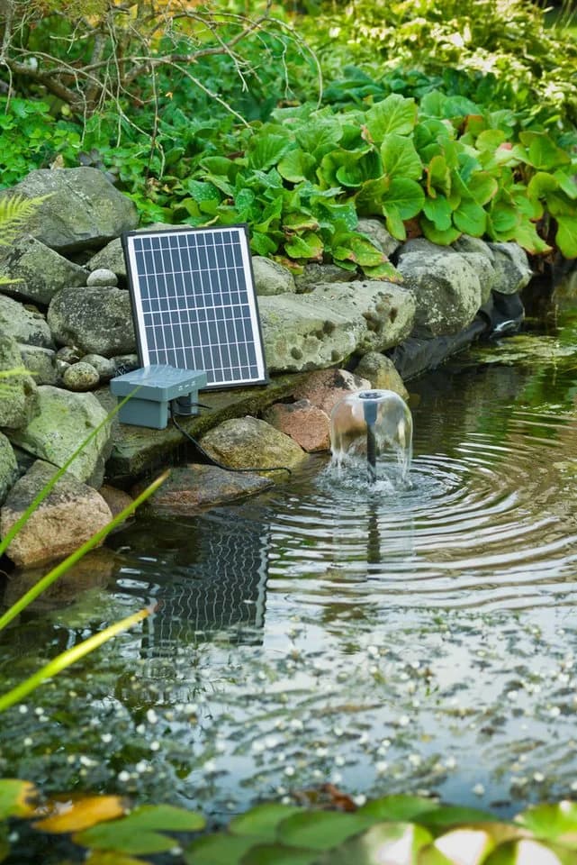 Springbrunnenpumpe UBBINK SolarMax 600 Accu - Solar Hybrid